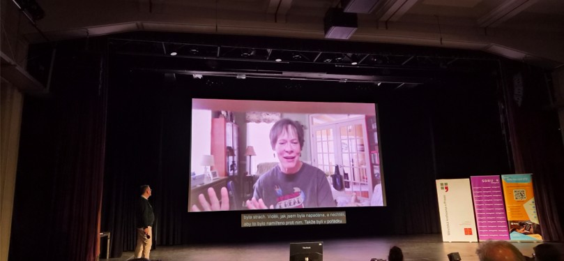 marta hiksone asv skolas bibliotekāre vārda brīvības aizstāve filmas the librarians aistāve